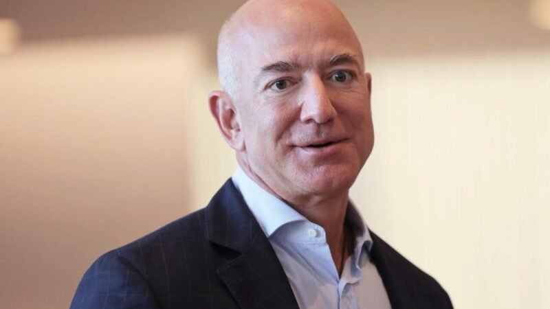 Jeff Bezos vende 2,000 mdd en acciones de Amazon