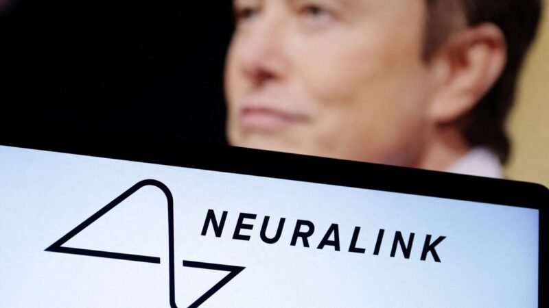 Neuralink asegura que su segundo implante cerebral resulta bien