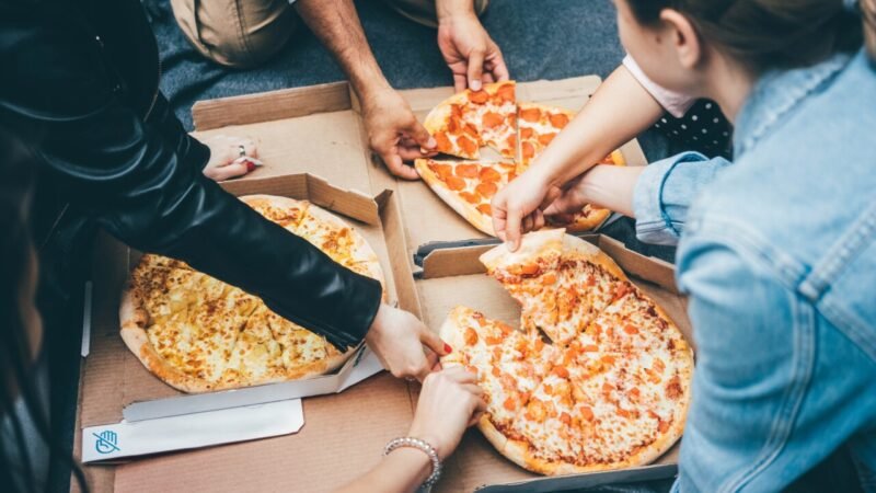 Pizzas, comida mexicana y hamburguesas acaparan los pedidos en delivery